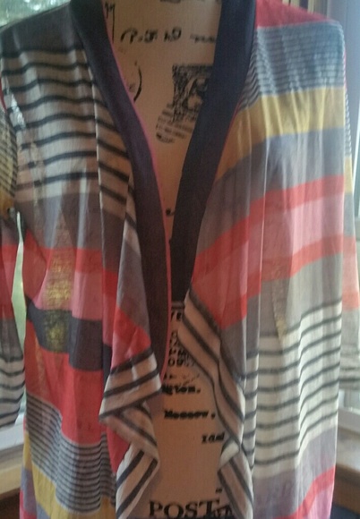 L show shrug sz.L - Picture 1 of 3